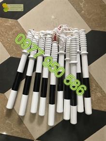 Gậy chỉ huy giao thông nhựa Trắng - Đen