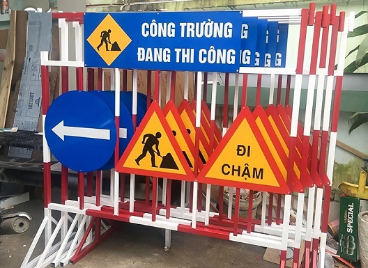 Công ty sản xuất các loại biển báo giao thông